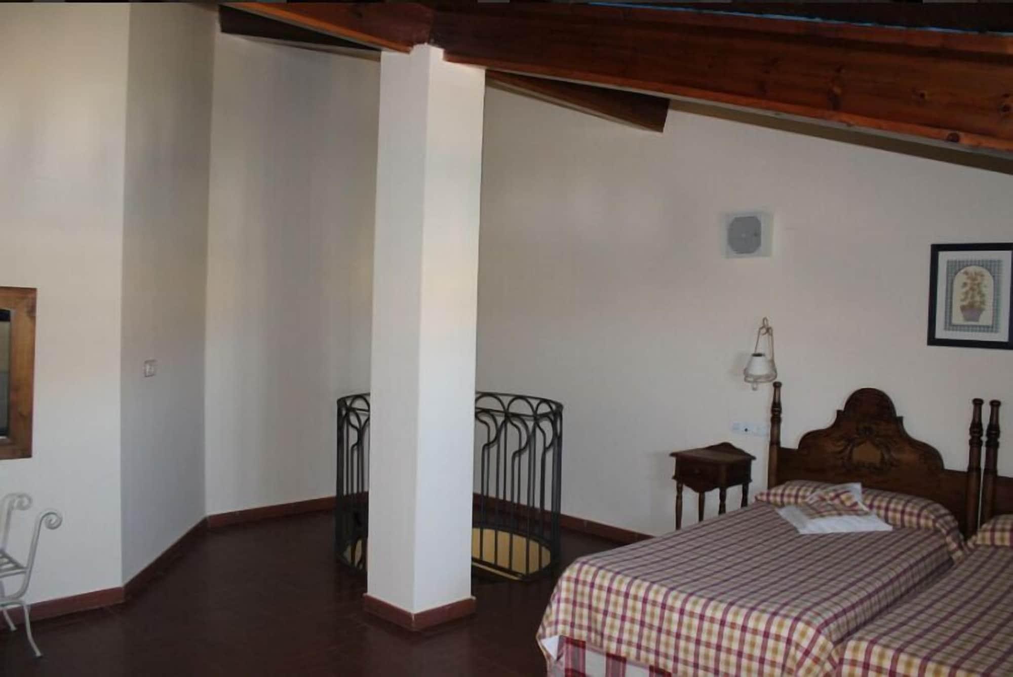 Hospederia Del Zenete Hotel La Calahorra Exterior photo